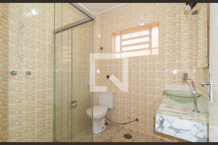 Casa à venda com 180m², 3 quartos e 3 vagasBanheiro