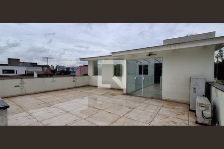 Casa à venda com 400m², 3 quartos e 4 vagasÁrea comum