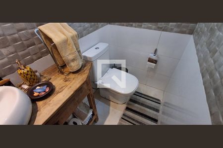 Casa à venda com 400m², 3 quartos e 4 vagasBanheiro Social