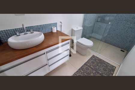 Casa à venda com 400m², 3 quartos e 4 vagasBanheiro /Quarto 1