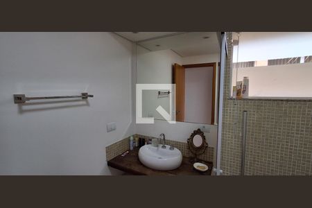 Casa à venda com 400m², 3 quartos e 4 vagasBanheiro /Quarto 3