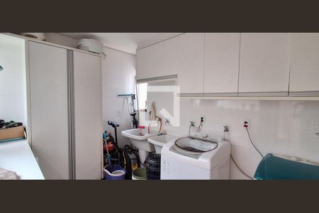 Casa à venda com 400m², 3 quartos e 4 vagasLavanderia