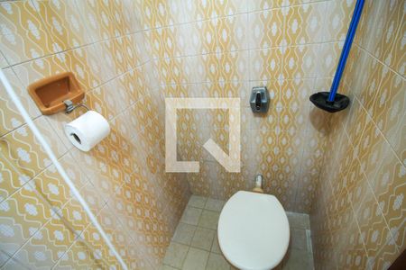 Casa à venda com 164m², 3 quartos e 1 vaga Casa à venda com 164m², 3 quartos e 1 vagaBanheiro