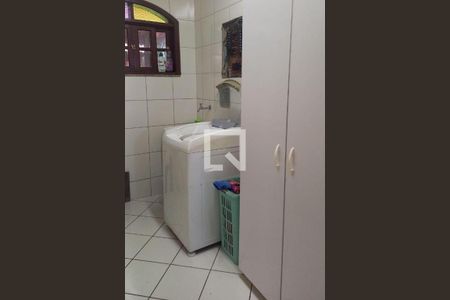 Casa à venda com 6 quartos, 450m² em Barreto, Niterói