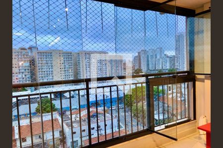 Apartamento à venda com 67m², 2 quartos e 1 vaga