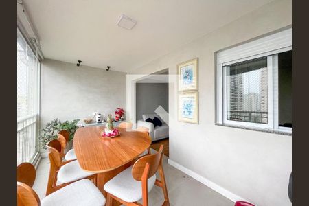 Apartamento à venda com 2 quartos, 75m² em Parque Reboucas, São Paulo