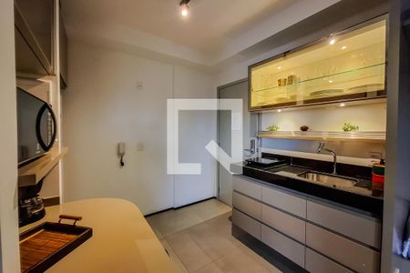 Sala / Cozinha de kitnet/studio à venda com 1 quarto, 42m² em Vila Mariana, São Paulo