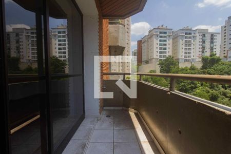 Apartamento para alugar com 119m², 3 quartos e 1 vaga Apartamento para alugar com 119m², 3 quartos e 1 vagaFoto 06