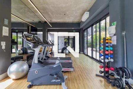 Studio à venda com 29m², 1 quarto e 1 vaga Studio à venda com 29m², 1 quarto e 1 vagaÁrea comum - Academia