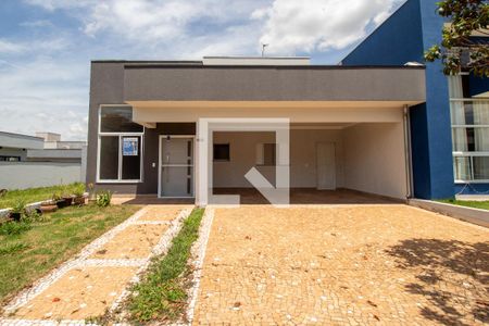 Casa de condomínio para alugar com 160m², 3 quartos e 4 vagas Casa de condomínio para alugar com 160m², 3 quartos e 4 vagasFachada