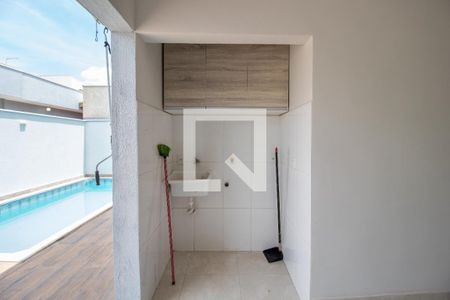 Casa de condomínio para alugar com 160m², 3 quartos e 4 vagas Casa de condomínio para alugar com 160m², 3 quartos e 4 vagasÁrea de Serviço