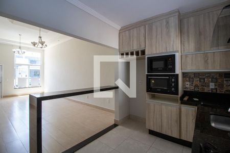 Casa de condomínio para alugar com 160m², 3 quartos e 4 vagas Casa de condomínio para alugar com 160m², 3 quartos e 4 vagasCozinha
