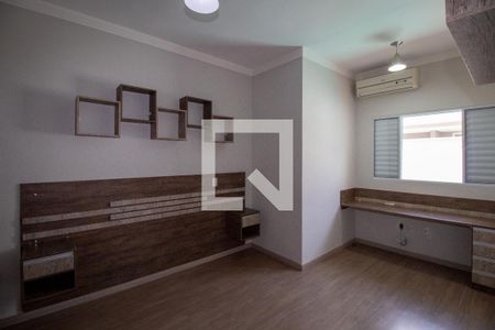 Casa de condomínio para alugar com 160m², 3 quartos e 4 vagas Casa de condomínio para alugar com 160m², 3 quartos e 4 vagasSuíte