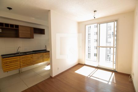 Sala de apartamento para alugar com 2 quartos, 42m² em Santo Amaro, São Paulo