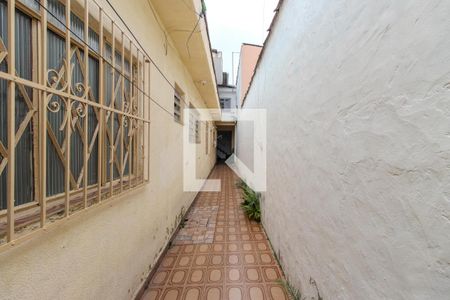 Casa à venda com 50m², 1 quarto e 1 vaga Casa à venda com 50m², 1 quarto e 1 vagaCorredor de entrada