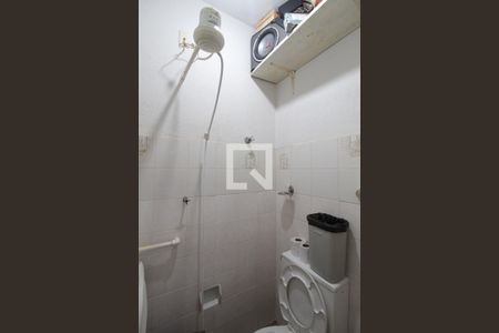 Casa à venda com 228m², 4 quartos e 5 vagasBanheiro de Serviço