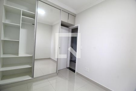Quarto 1 de apartamento para alugar com 3 quartos, 117m² em Jardim Botânico, Uberlândia