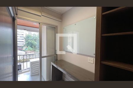 Escritório de apartamento à venda com 1 quarto, 40m² em Cerqueira César, São Paulo