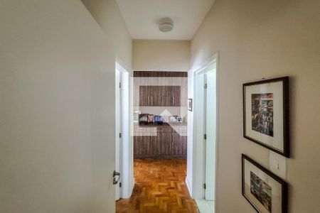 Apartamento à venda com 136m², 3 quartos e 2 vagasCorredor