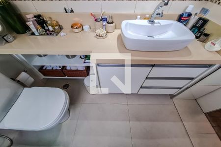 Apartamento à venda com 136m², 3 quartos e 2 vagasQuarto 3 - suite