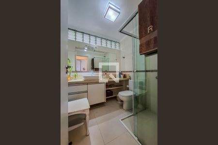 Apartamento à venda com 136m², 3 quartos e 2 vagasBanheiro Social