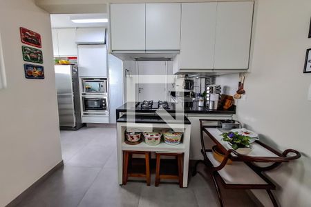 Apartamento à venda com 136m², 3 quartos e 2 vagasCozinha