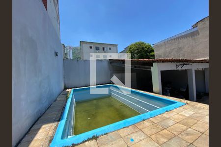 Casa à venda com 533m², 2 quartos e 5 vagas Casa à venda com 533m², 2 quartos e 5 vagasÁrea Externa