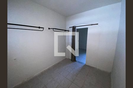 Casa à venda com 533m², 2 quartos e 5 vagas Casa à venda com 533m², 2 quartos e 5 vagasQuarto 2