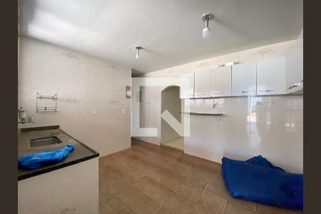 Casa à venda com 533m², 2 quartos e 5 vagas Casa à venda com 533m², 2 quartos e 5 vagasCozinha