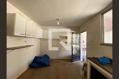 Casa à venda com 533m², 2 quartos e 5 vagas Casa à venda com 533m², 2 quartos e 5 vagasCozinha