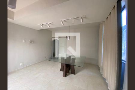 Sala de casa à venda com 2 quartos, 533m² em Água Santa, Rio de Janeiro