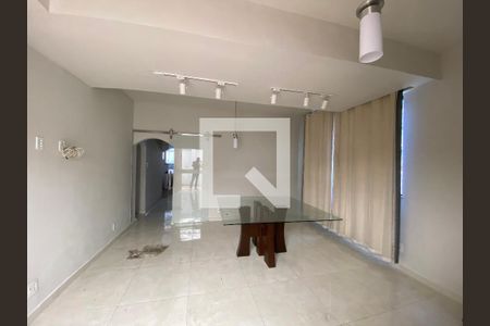 Sala de casa à venda com 2 quartos, 533m² em Água Santa, Rio de Janeiro