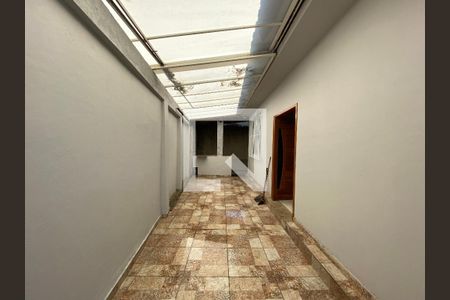 Casa à venda com 533m², 2 quartos e 5 vagas Casa à venda com 533m², 2 quartos e 5 vagasÁrea Externa