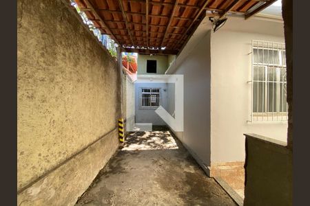 Casa à venda com 533m², 2 quartos e 5 vagas Casa à venda com 533m², 2 quartos e 5 vagasÁrea Externa