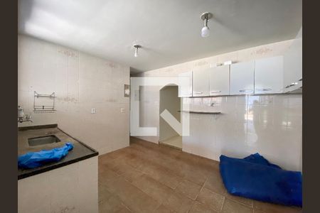 Casa à venda com 533m², 2 quartos e 5 vagas Casa à venda com 533m², 2 quartos e 5 vagasCozinha