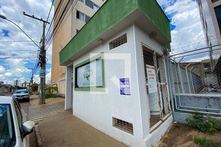 Apartamento para alugar com 34m², 1 quarto e 1 vaga Apartamento para alugar com 34m², 1 quarto e 1 vagaFachada