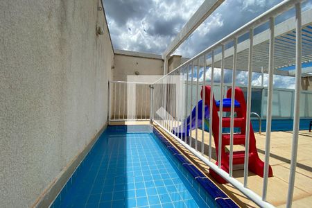 Apartamento para alugar com 34m², 1 quarto e 1 vaga Apartamento para alugar com 34m², 1 quarto e 1 vagaÁrea comum - Piscina