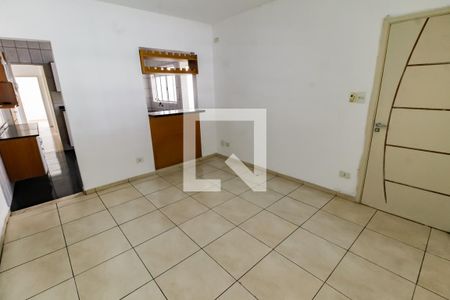 Sala 1 de casa para alugar com 4 quartos, 180m² em Jardim Rubio, São Paulo