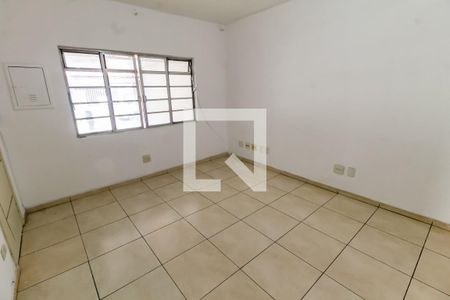 Sala 1 de casa para alugar com 4 quartos, 180m² em Jardim Rubio, São Paulo