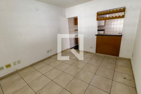 Sala 1 de casa para alugar com 4 quartos, 180m² em Jardim Rubio, São Paulo