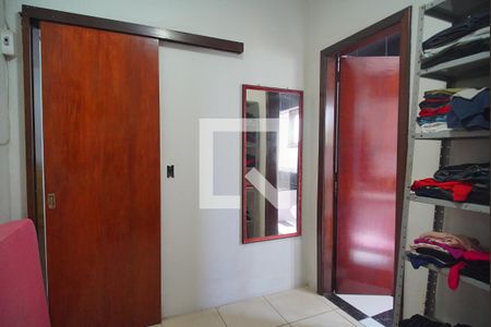 Closet da suíte 1 de casa à venda com 3 quartos, 218m² em Liberdade, Novo Hamburgo