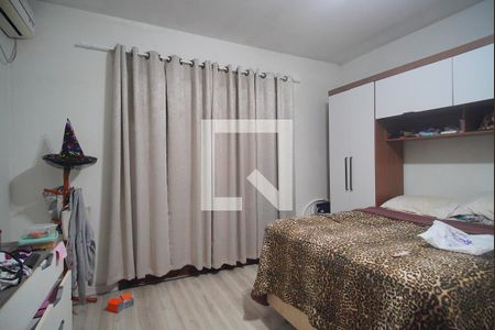 Casa à venda com 218m², 3 quartos e 10 vagas Casa à venda com 218m², 3 quartos e 10 vagasSuíte 2