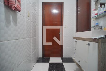 Casa à venda com 218m², 3 quartos e 10 vagas Casa à venda com 218m², 3 quartos e 10 vagasBanheiro da Suíte 2