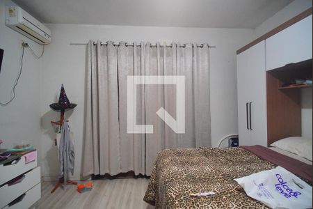 Casa à venda com 218m², 3 quartos e 10 vagas Casa à venda com 218m², 3 quartos e 10 vagasSuíte 2