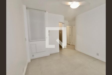 Sala de apartamento para alugar com 1 quarto, 40m² em Copacabana, Rio de Janeiro