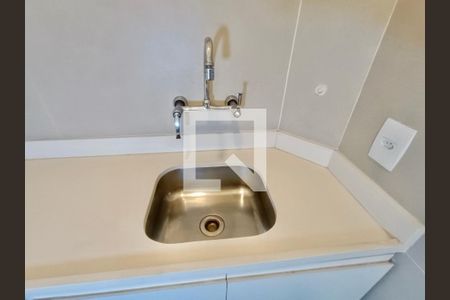 Cozinha  de apartamento para alugar com 1 quarto, 40m² em Copacabana, Rio de Janeiro