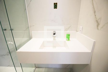 Apartamento à venda com 200m², 2 quartos e 3 vagasBanheiro 1 da Suíte