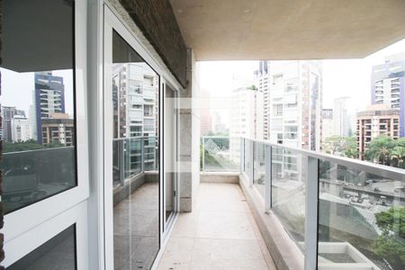 Apartamento à venda com 200m², 2 quartos e 3 vagasVaranda da Suíte