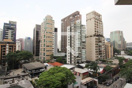 Apartamento à venda com 200m², 2 quartos e 3 vagasVista
