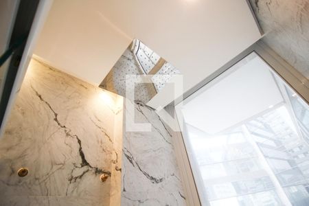 Apartamento à venda com 200m², 2 quartos e 3 vagasBanheiro